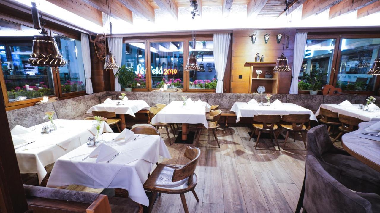 Aparthotel Tiroler Weinstube Seefeld in Tirol Exterior foto