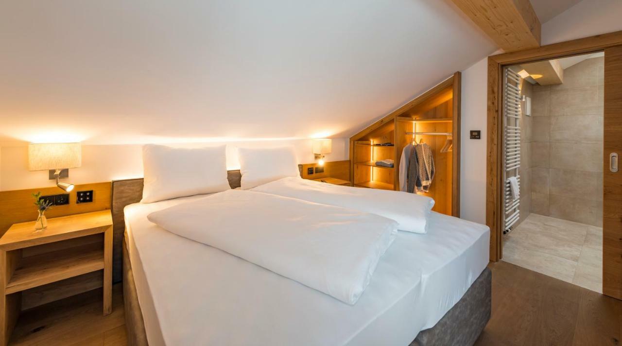 Aparthotel Tiroler Weinstube Seefeld in Tirol Exterior foto