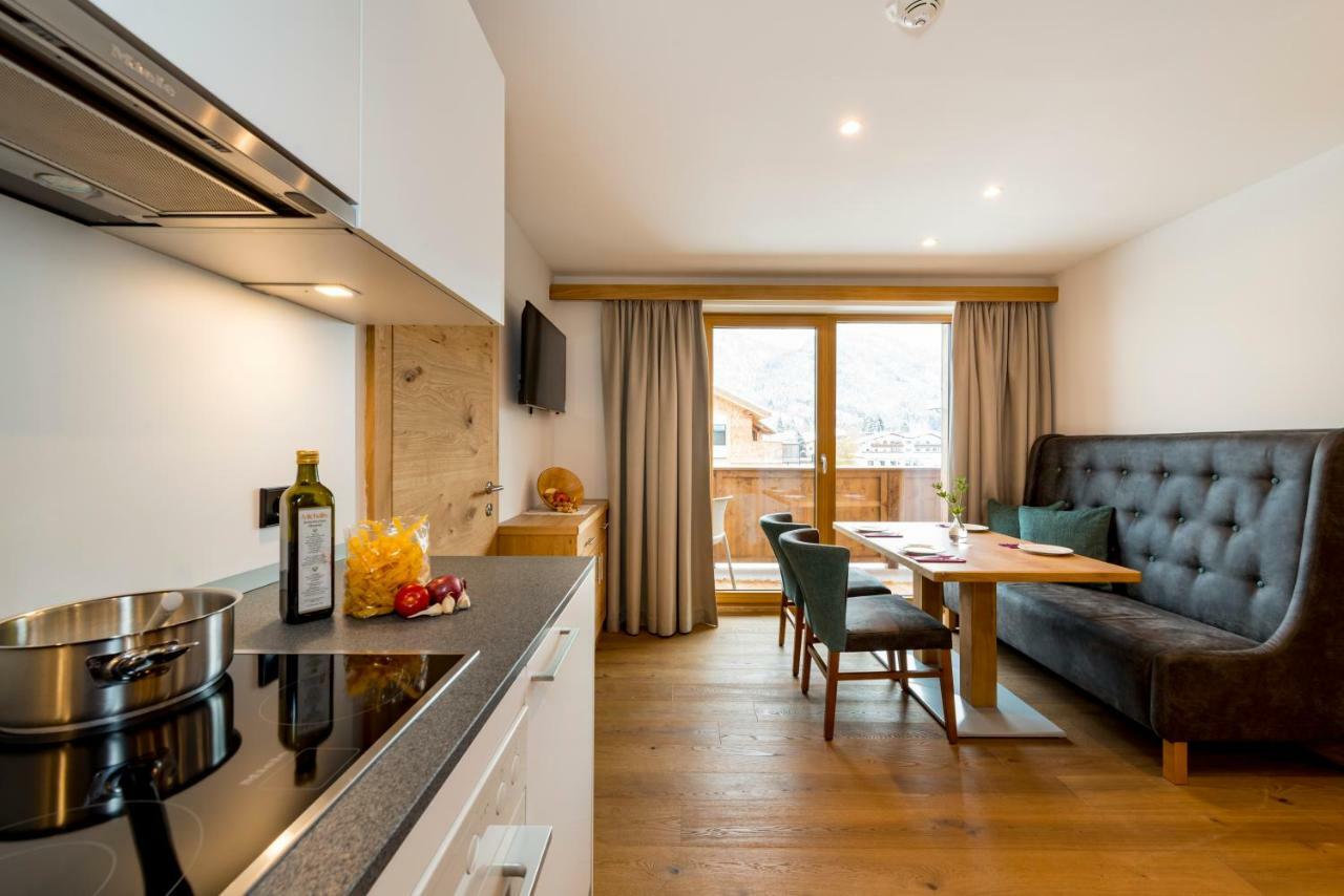 Aparthotel Tiroler Weinstube Seefeld in Tirol Exterior foto