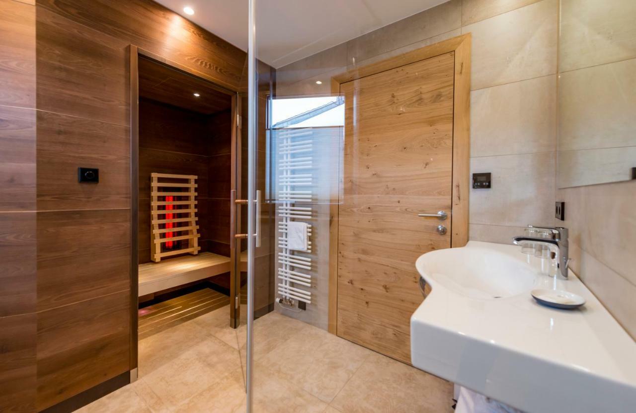 Aparthotel Tiroler Weinstube Seefeld in Tirol Exterior foto