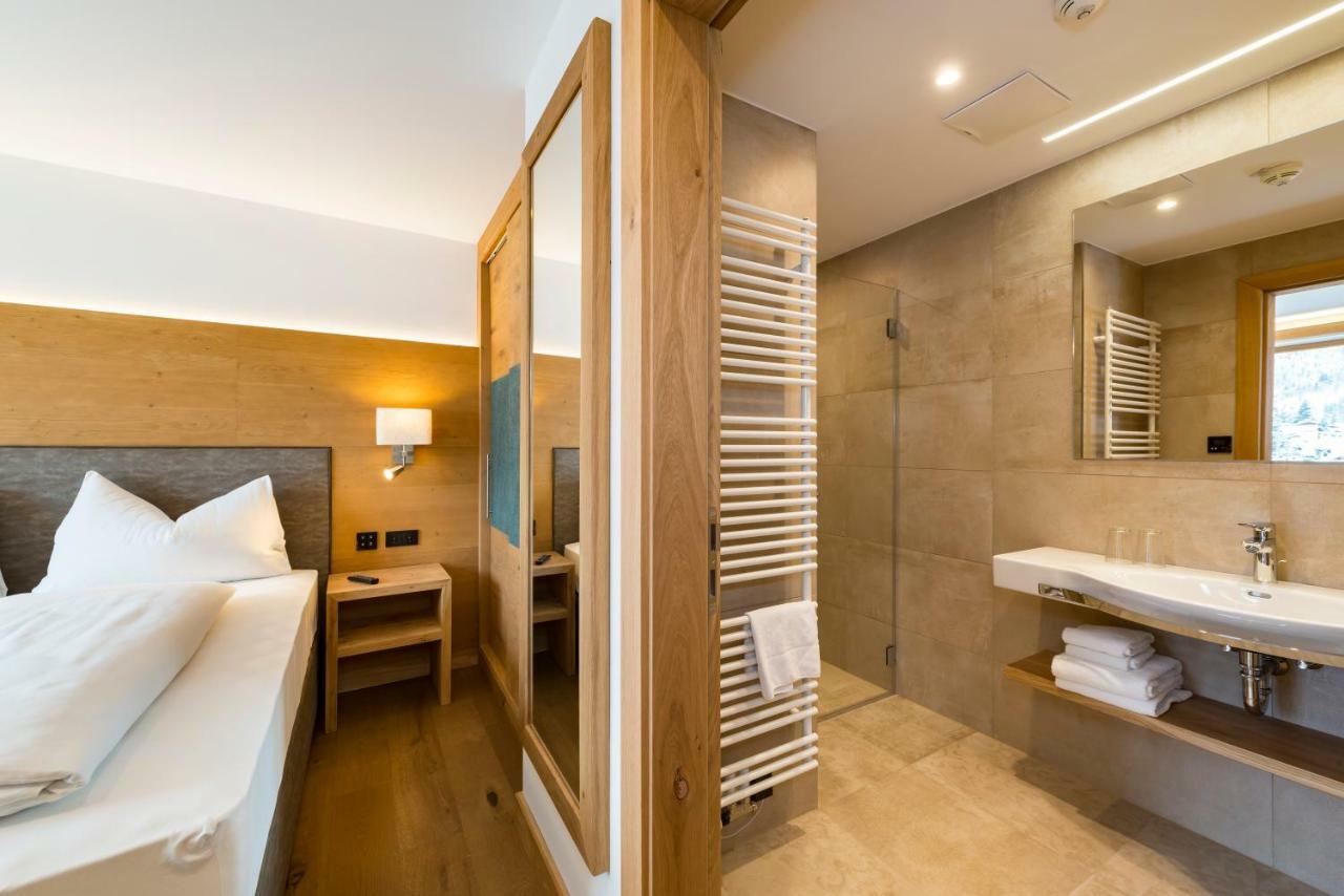 Aparthotel Tiroler Weinstube Seefeld in Tirol Exterior foto